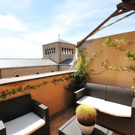 Penthouse With View Lejlighed Rom Eksteriør billede